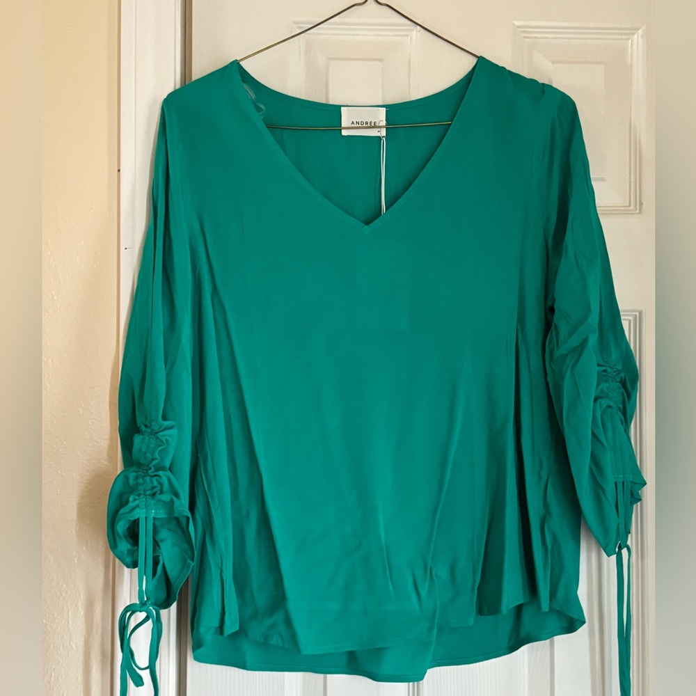 Andree scrunch tie sleeve top